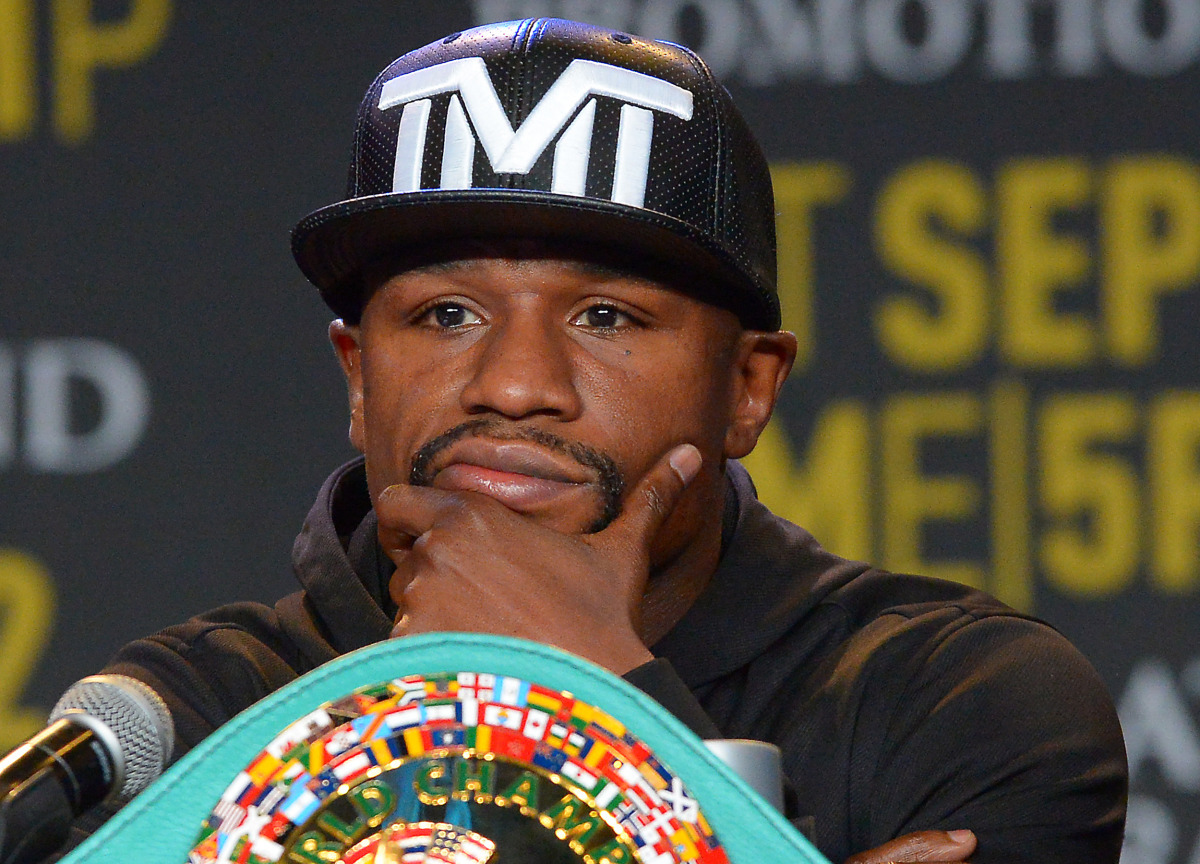 Floyd Mayweather Beats Andre Berto by Unanimous Decision, Improves to 49-0