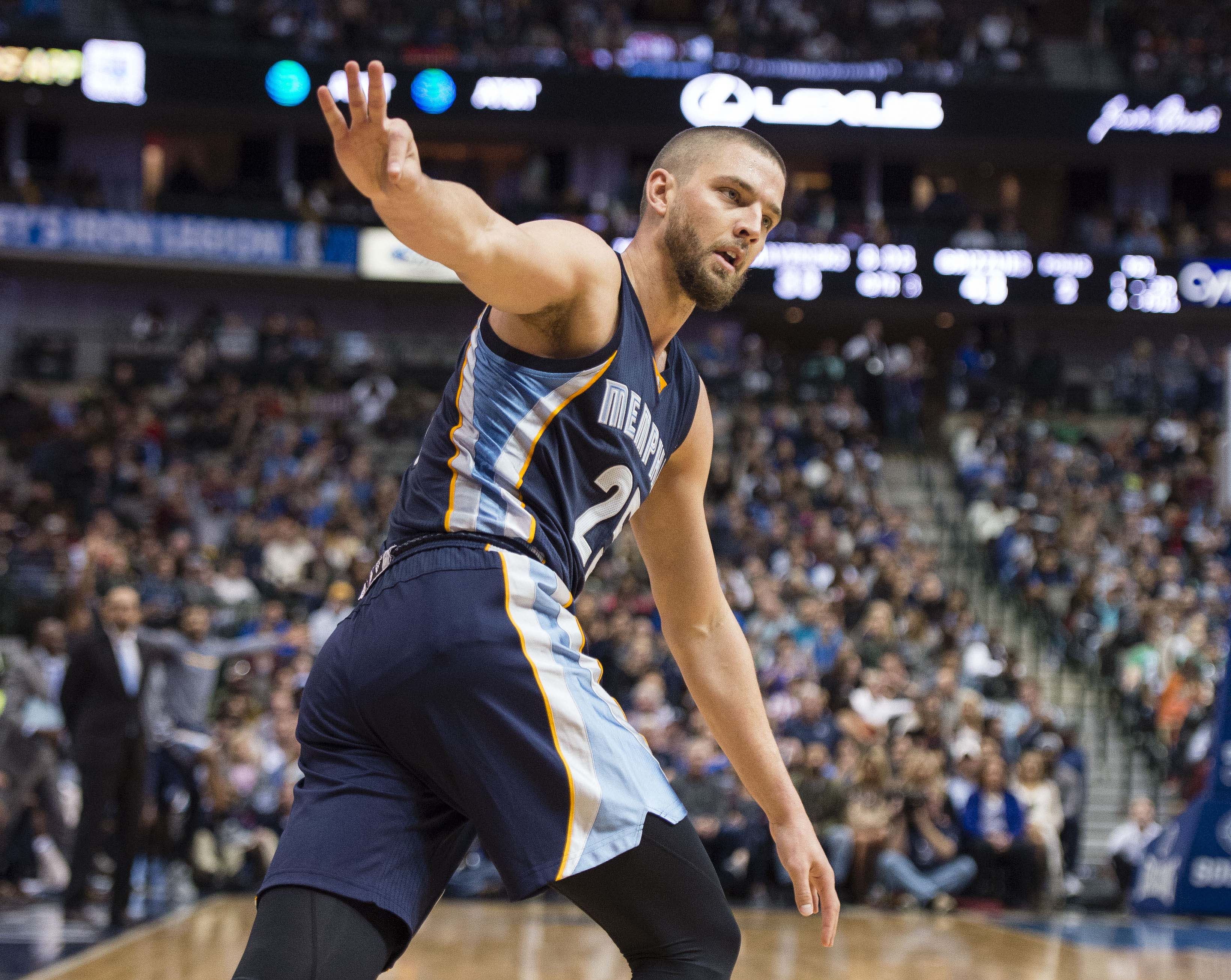 Grizzlies’ Chandler Parsons (Knee) Could Miss Two Weeks