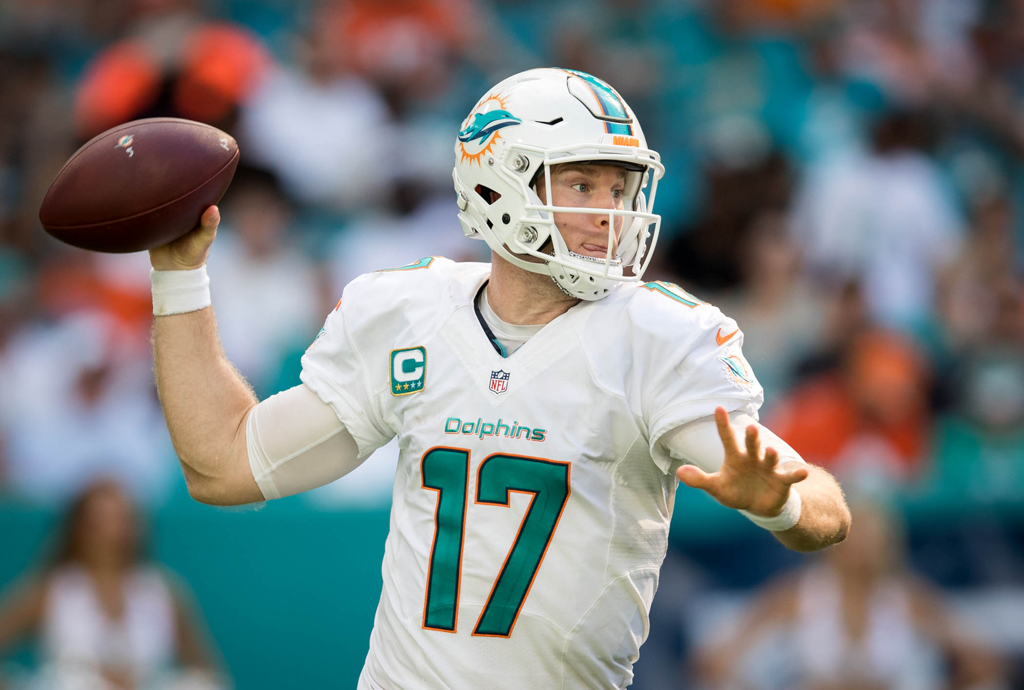 Dolphins Believe QB Ryan Tannehill Suffered Torn ACL vs. Cardinals