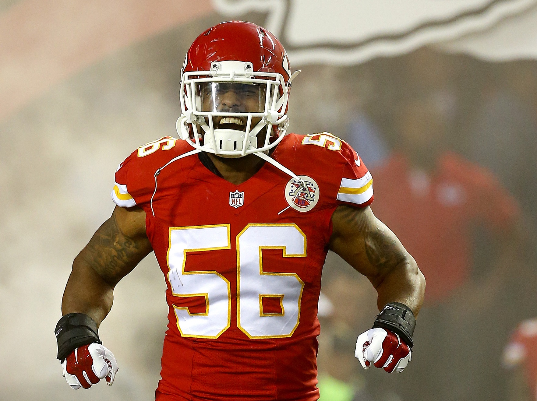 Former Chiefs LB Derrick Johnson Agrees to Join Raiders